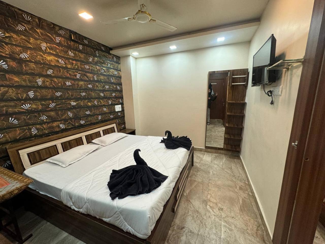 Hotel Shreeji Residency Pachmarhī Dış mekan fotoğraf